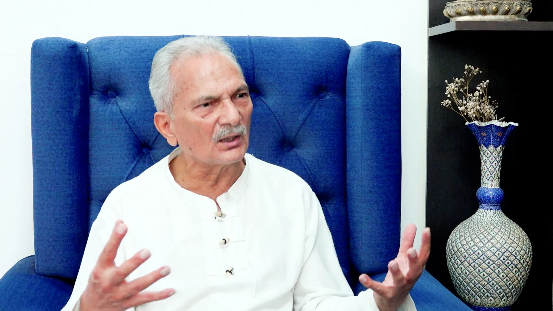 विवेकपूर्ण ढङ्गले राष्ट्रिय सहमतिमा संविधान संशोधन गर्नु उपयुक्त हुन्छ : पूर्वप्रम डा भट्टराई